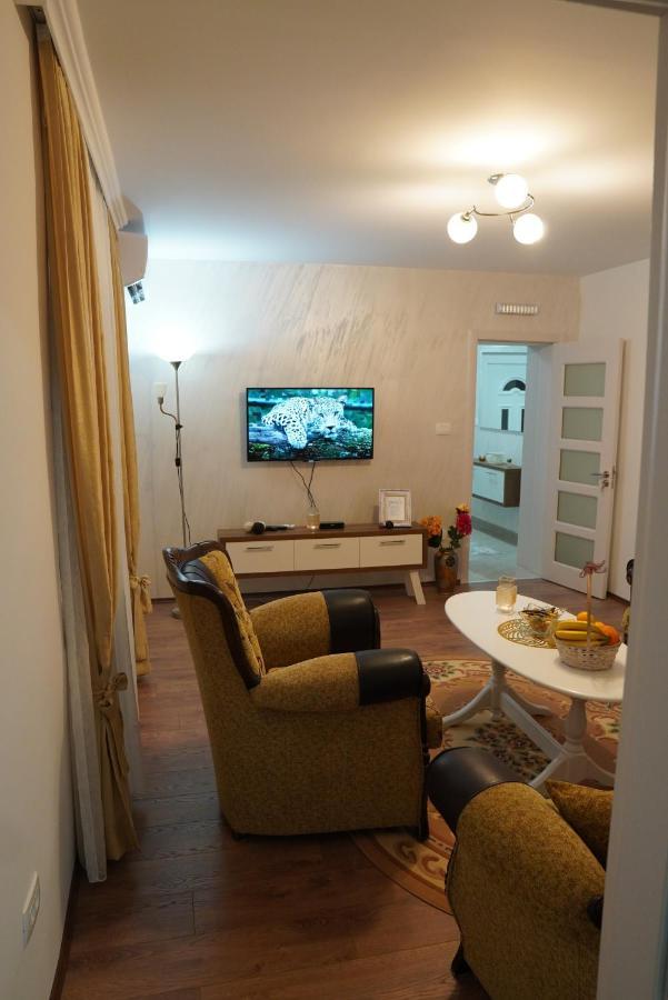 Apartments Manitovac M Nikšić Esterno foto