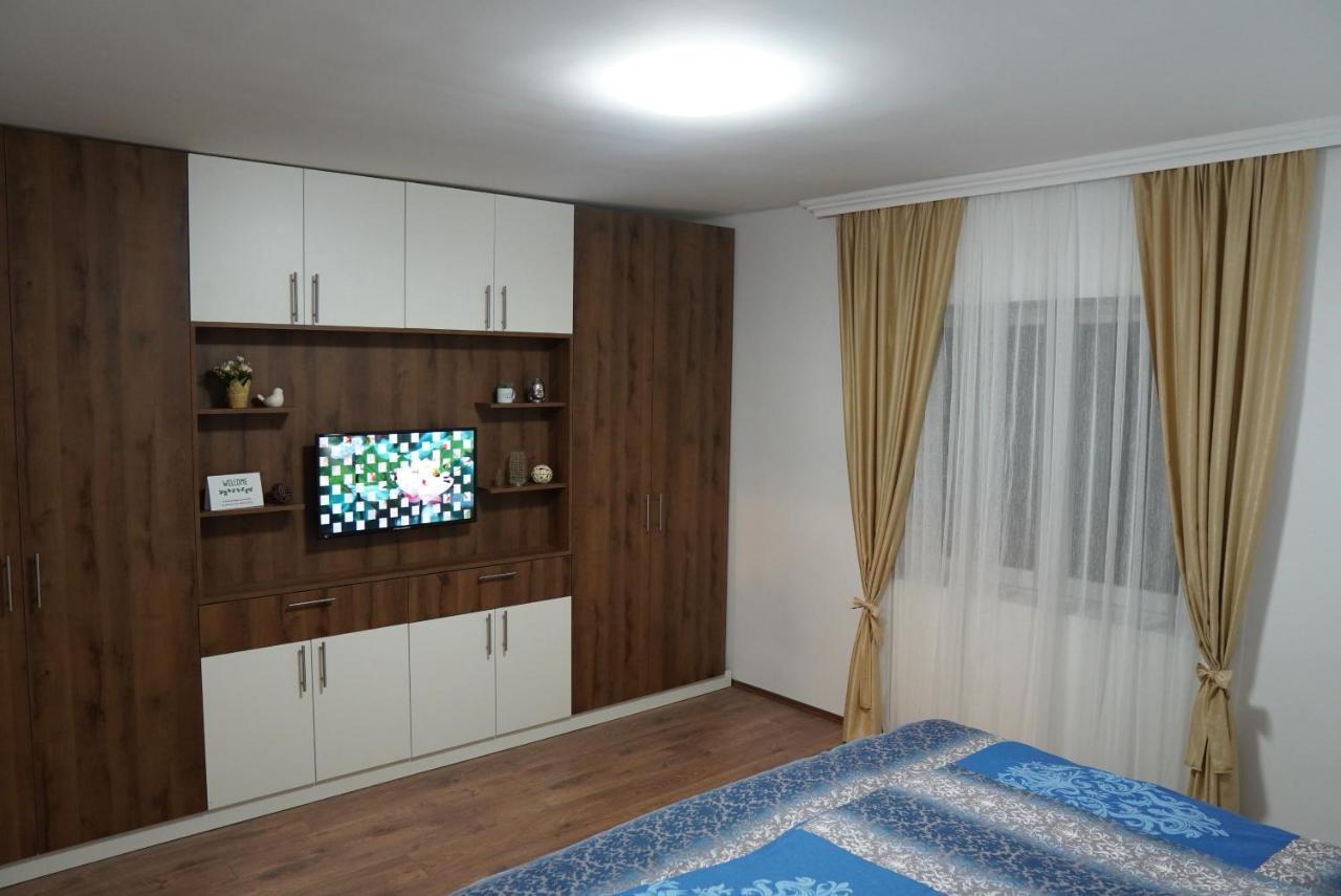 Apartments Manitovac M Nikšić Esterno foto