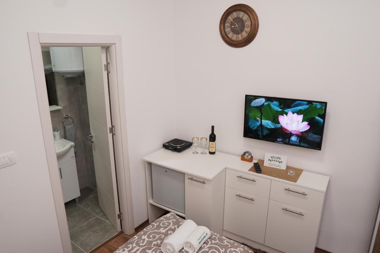 Apartments Manitovac M Nikšić Esterno foto