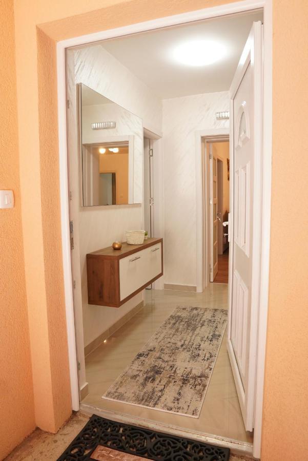 Apartments Manitovac M Nikšić Esterno foto
