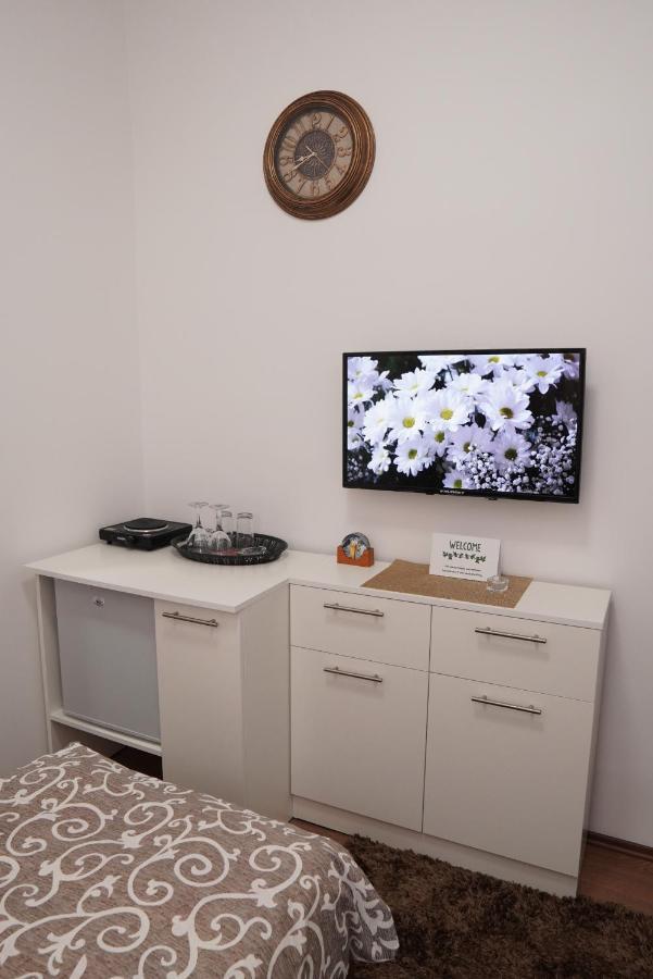 Apartments Manitovac M Nikšić Esterno foto