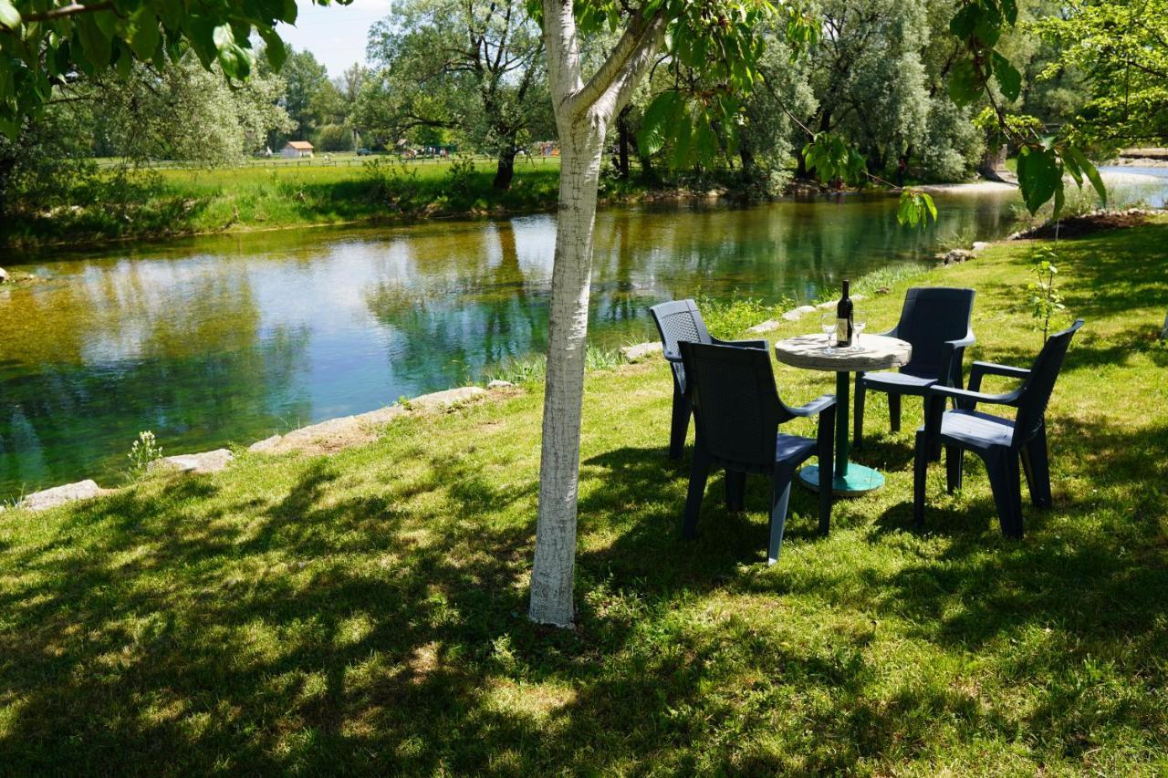 Apartments Manitovac M Nikšić Esterno foto